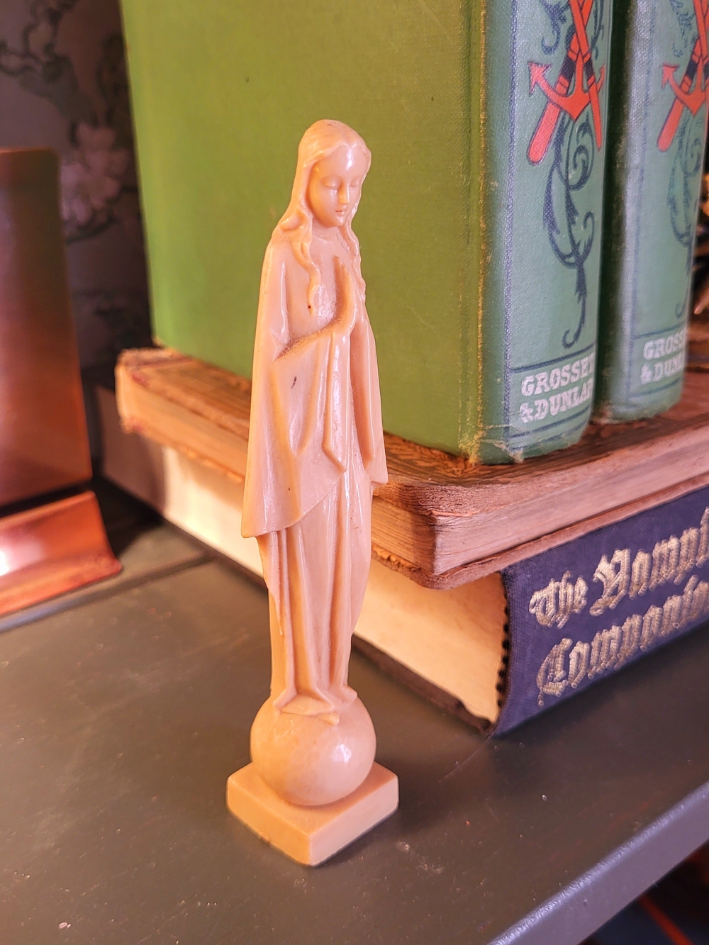 Virgin Mary Celluloid Material Figurine - Elegant Decorative Sculpture